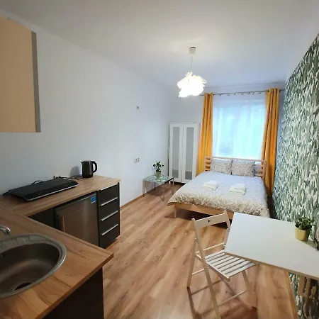 Chrzanowskiego 45 Apartment *